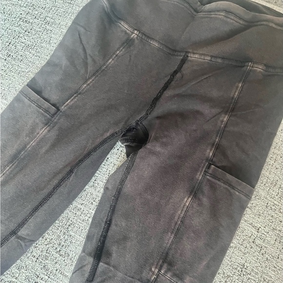 FP Movement Hot Shot Infinity Stirrup Leggings in Black Size XS - Picture 2 of 6